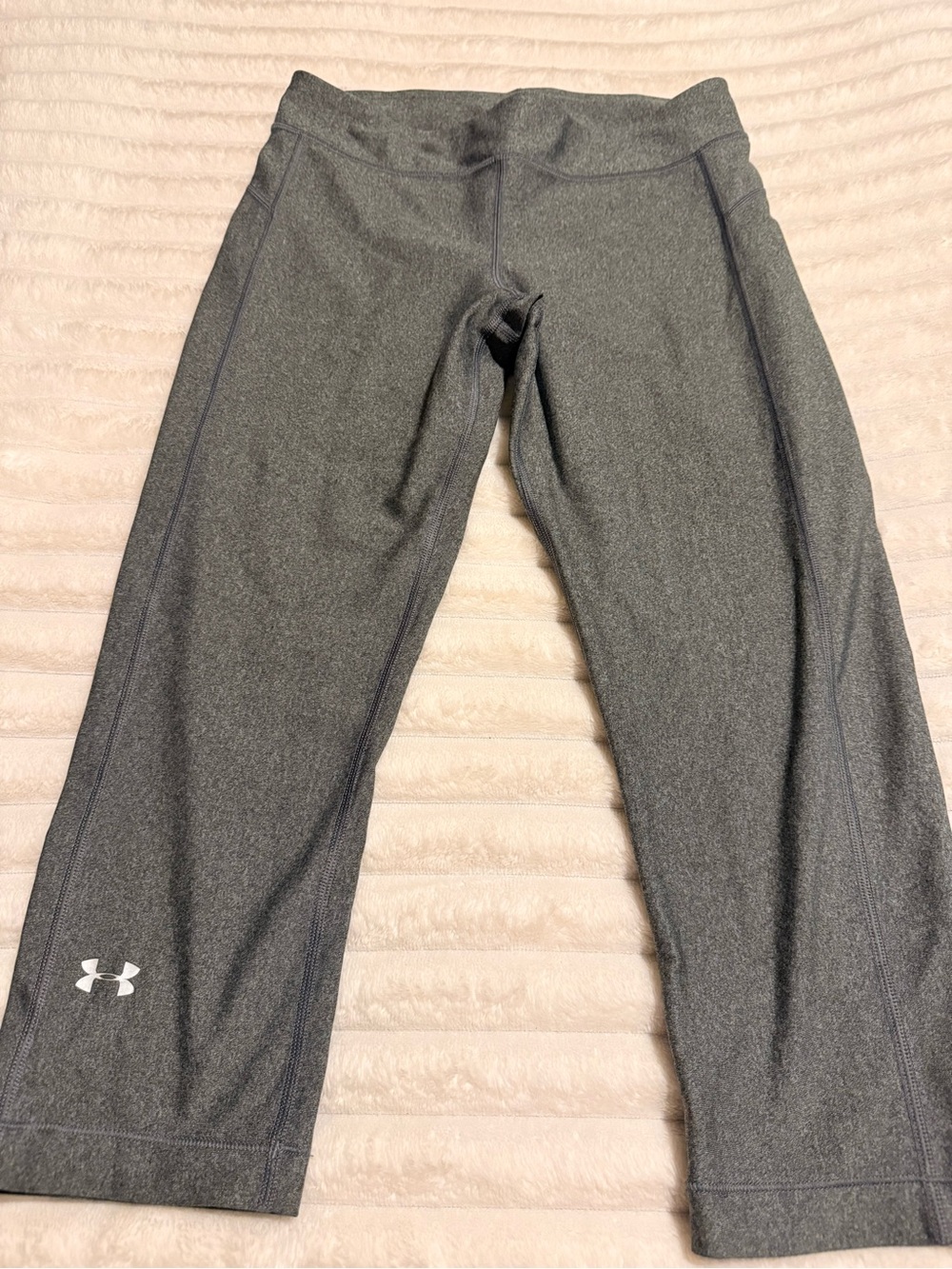 Under Armour Gray Compression Cropped Leggings